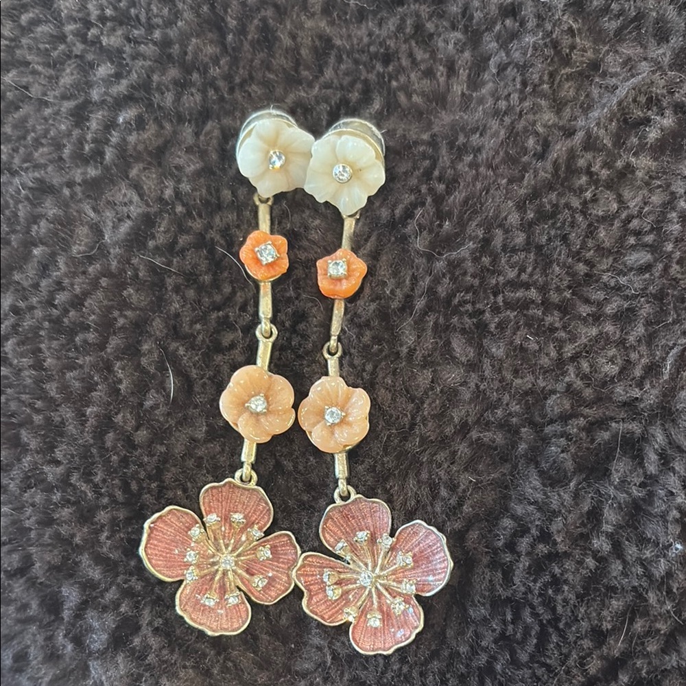 Chloe + Isabel Hanami Linear Earrings